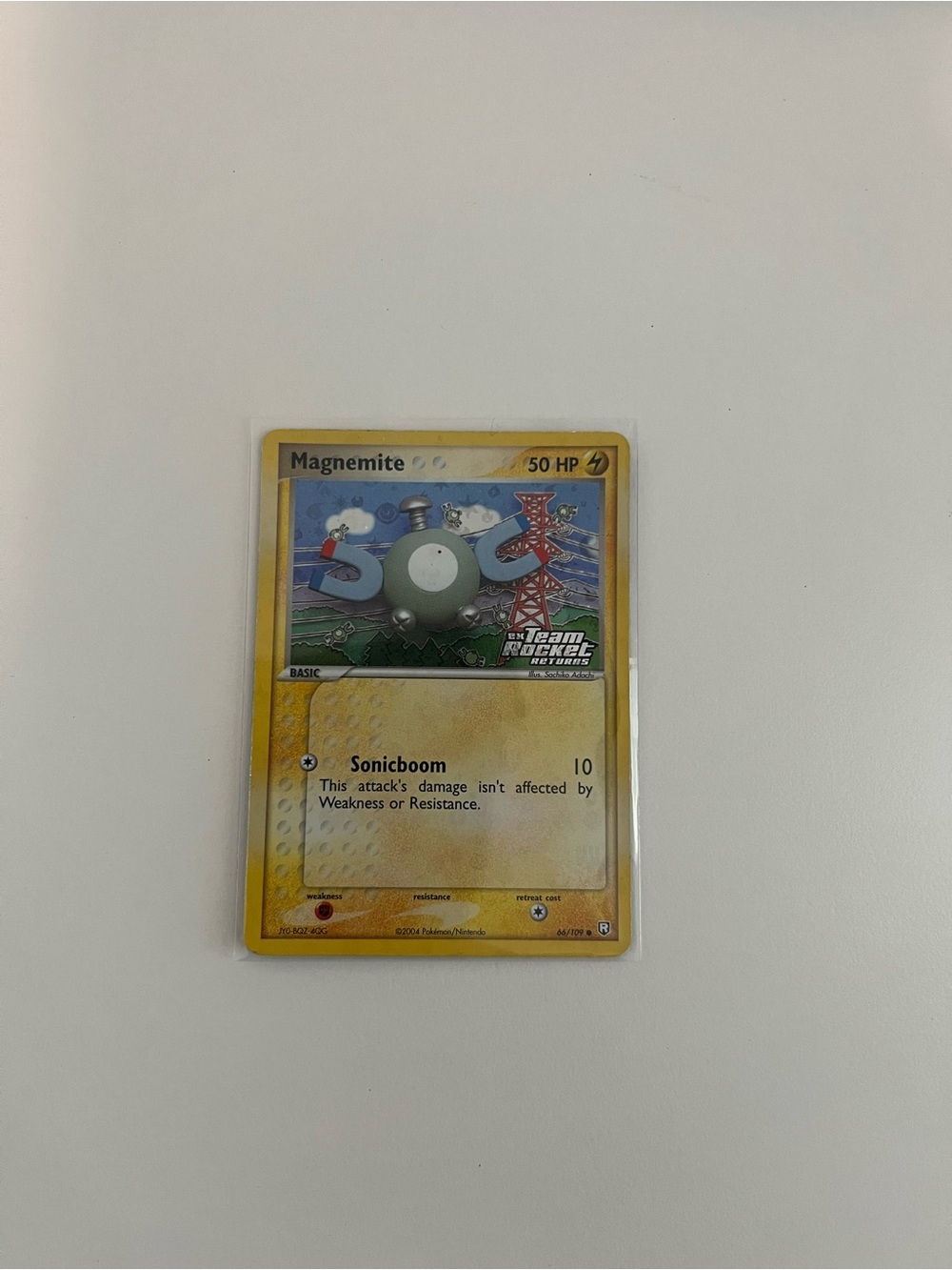 Magnemite 66/109 team rocket returns stamp